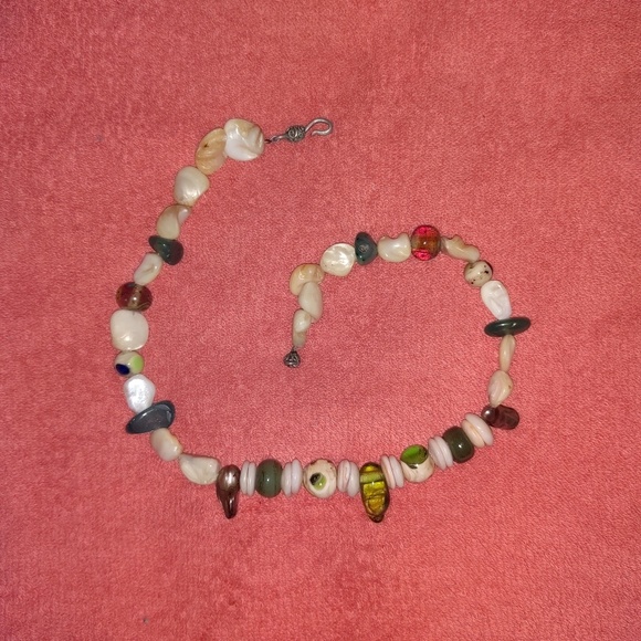 💎 Necklace - Picture 2 of 3